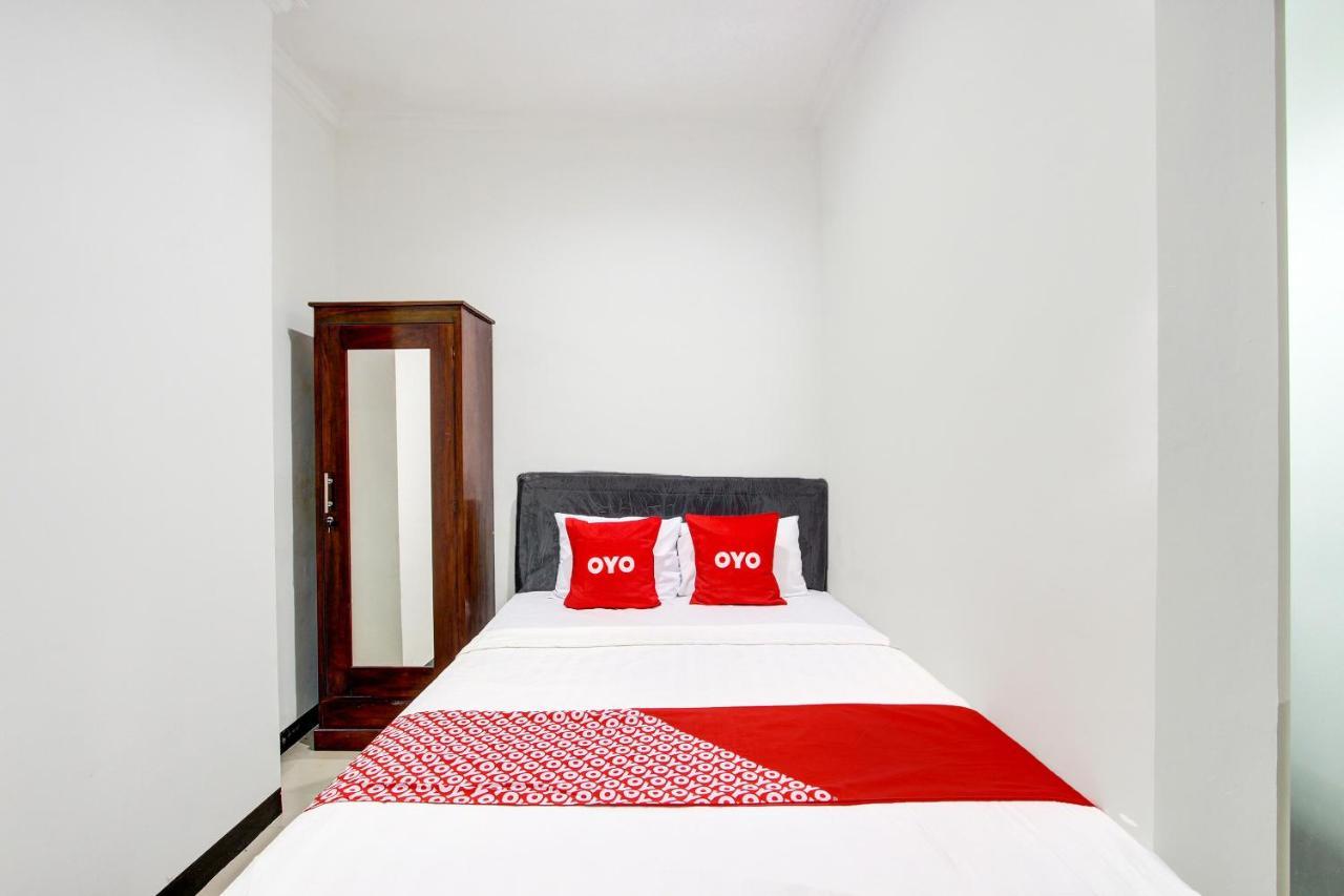 Hotel Oyo 92479 Pasadena House